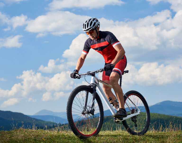 Read more about the article Biking helps to improve your spine health